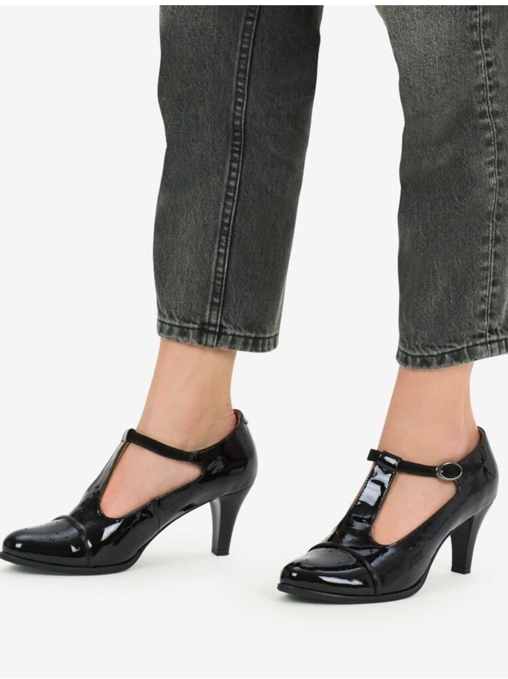 Julia Bo patent leather Oxford heels